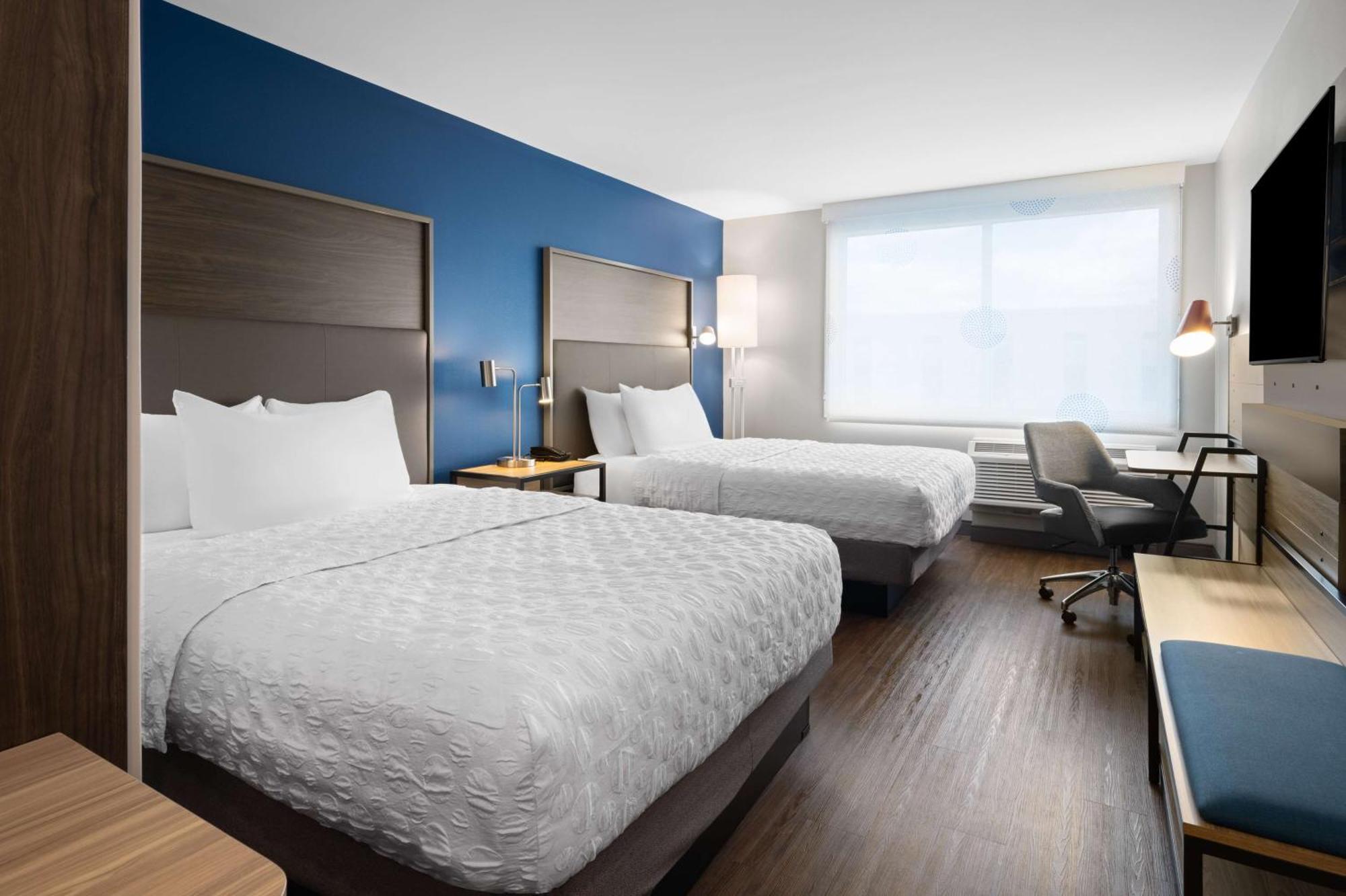 Tru By Hilton Wisconsin Dells Hotel Lake Delton