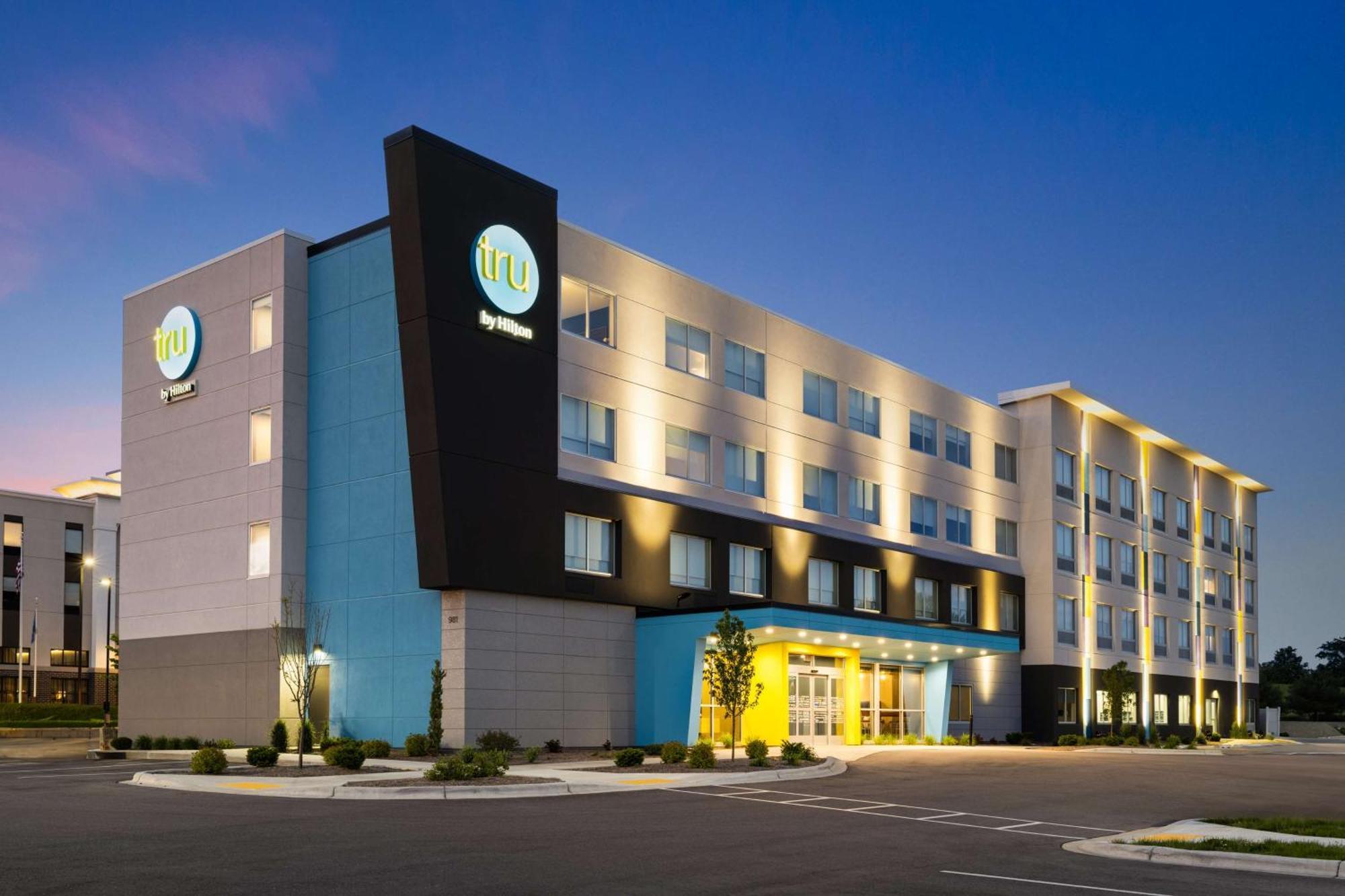 Tru By Hilton Wisconsin Dells Lake Delton