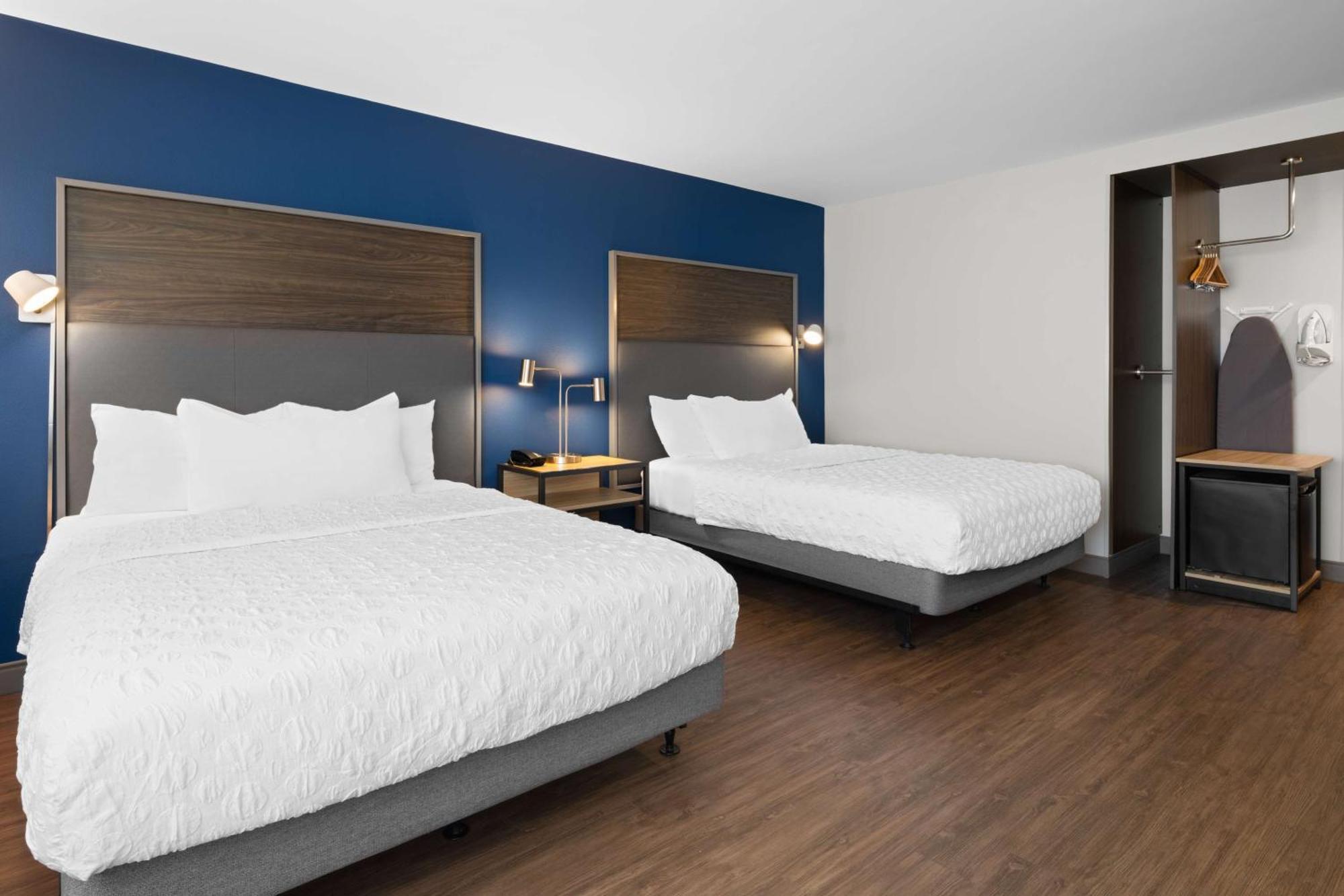 Tru By Hilton Wisconsin Dells Lake Delton