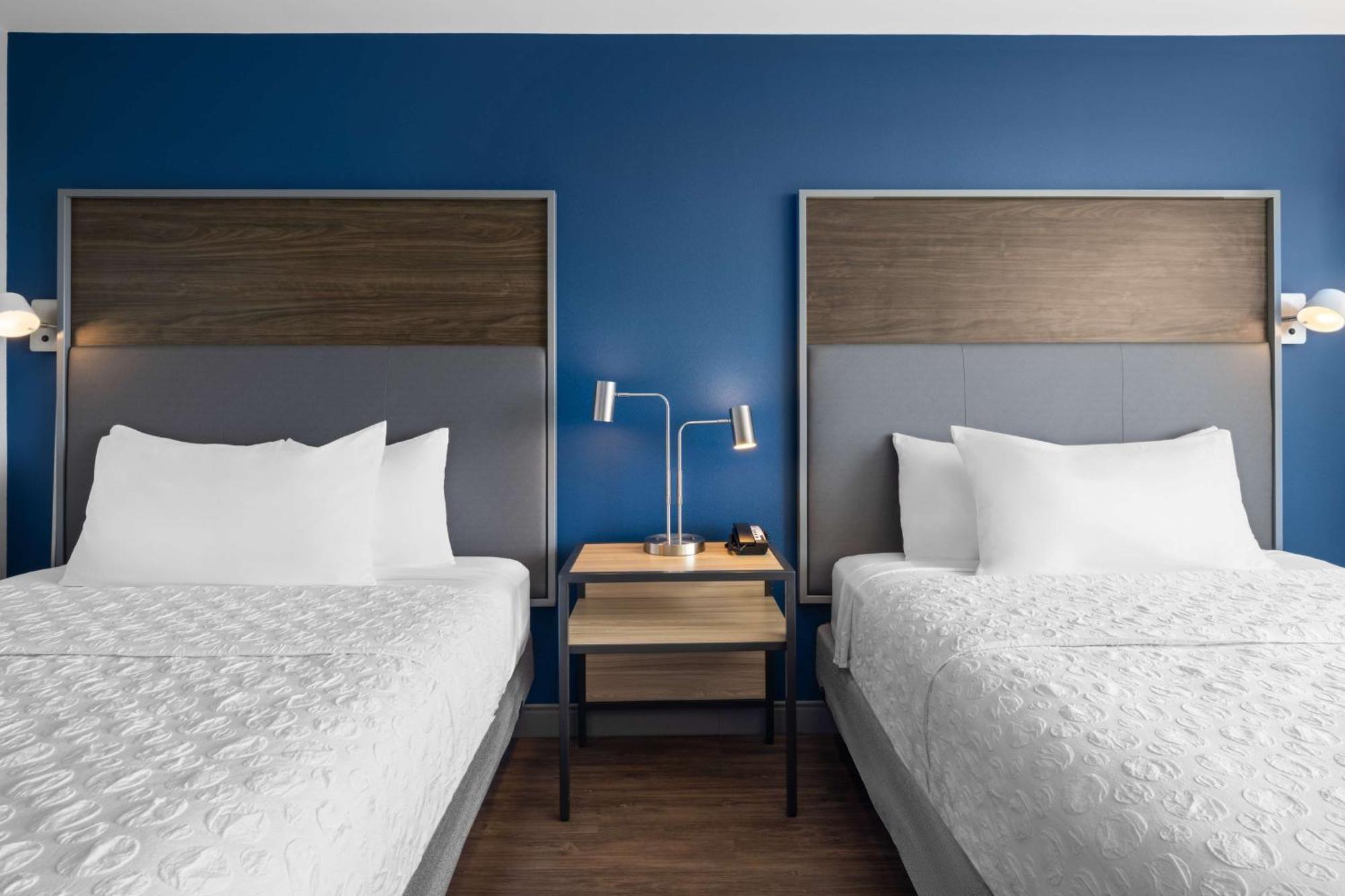Tru By Hilton Hotel 3*
